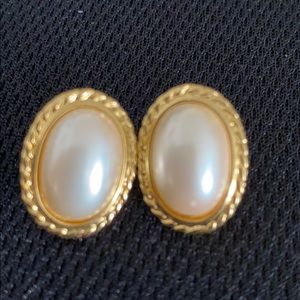 Trifari vintage faux pearl with gold post earrings